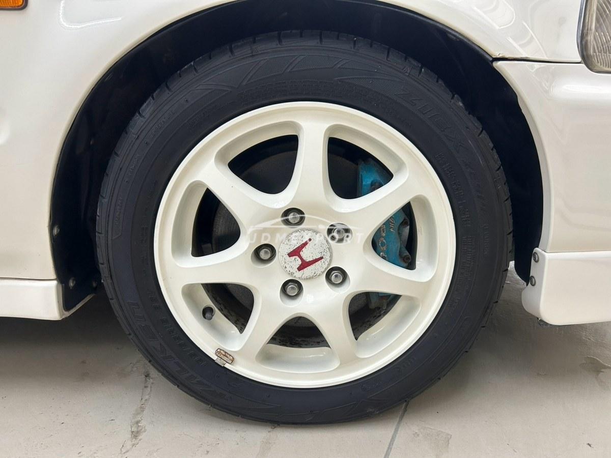 Honda Civic Type R 1997 thumbnail 30