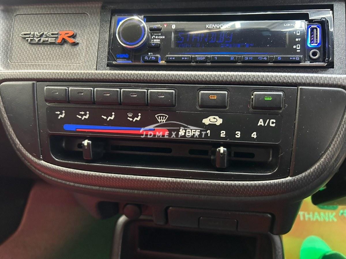Honda Civic Type R 1997 thumbnail 24