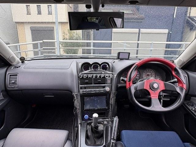 Nissan Skyline 2000 thumbnail 3
