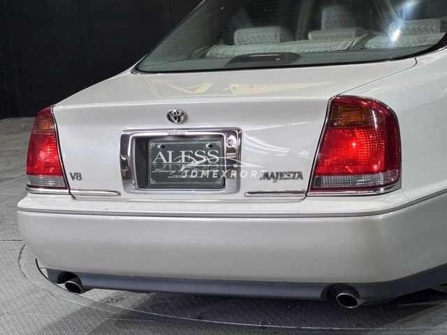 Toyota Crown Majesta 2000 thumbnail 7
