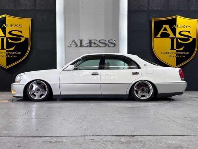 Toyota Crown Majesta 2000 thumbnail 10