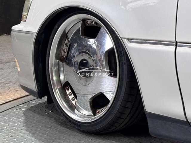 Toyota Crown Majesta 2000 thumbnail 18