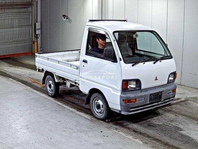 Mitsubishi Minicab Truck 1996 photo 1