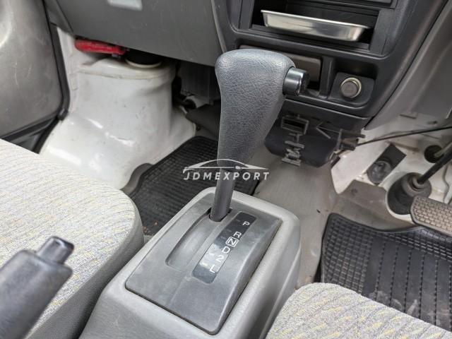 Suzuki Carry Truck 2000 thumbnail 18