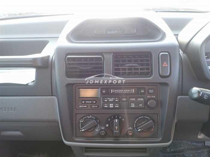 Mitsubishi Pajero Mini 1999 thumbnail 22