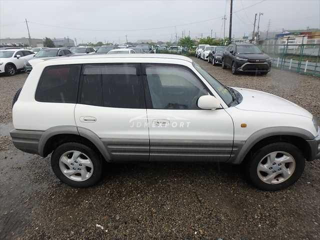 Toyota RAV4 1999