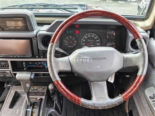 Toyota Land Cruiser 1992 thumbnail 5