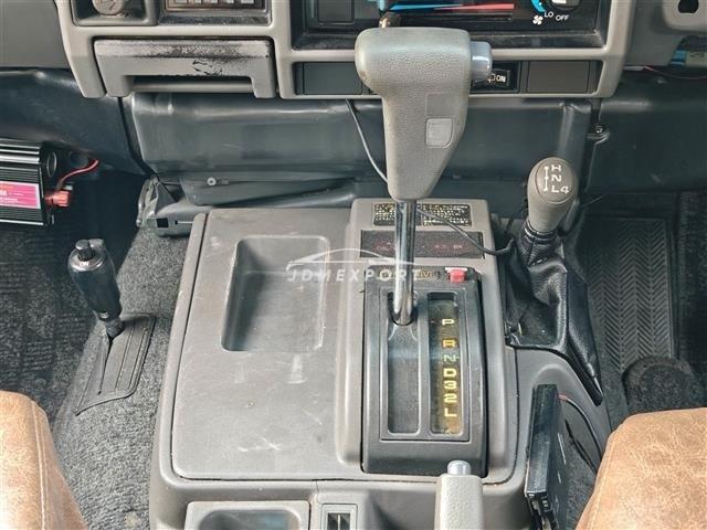 Toyota Land Cruiser 1992 thumbnail 15