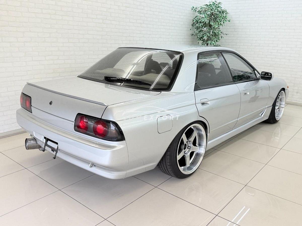 Nissan Skyline 1991 thumbnail 2
