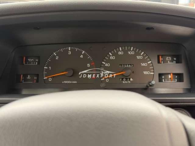 Toyota Hilux 1989 thumbnail 8