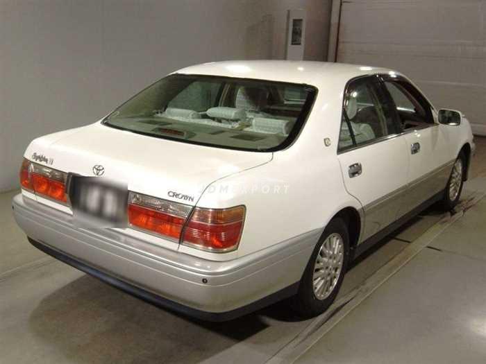 Toyota Crown 2000 thumbnail 3