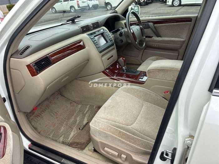 Toyota Crown 2000 thumbnail 7