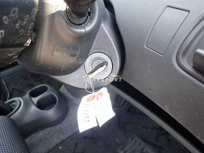 Toyota Vitz 2001 thumbnail 26