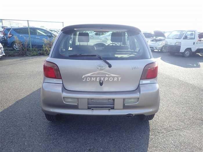 Toyota Vitz 2001 thumbnail 8