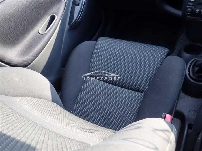 Toyota Vitz 2001 thumbnail 20