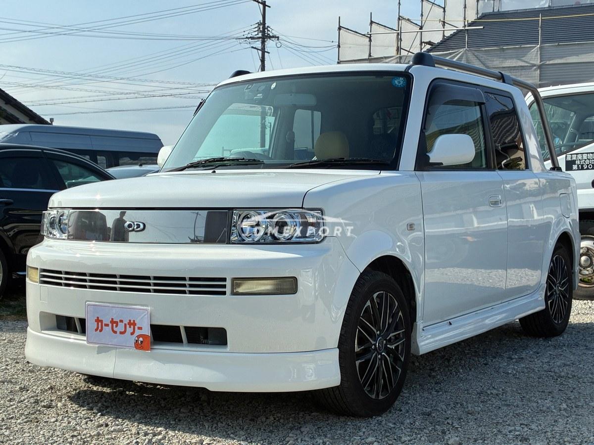 Toyota bB 2001