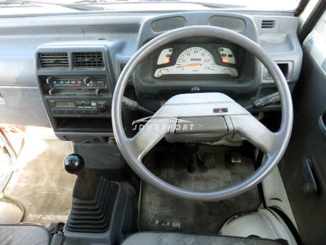 Mitsubishi Minicab Truck 1994 thumbnail 6