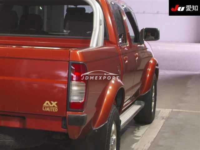 Nissan Datsun Pickup 2000 thumbnail 9