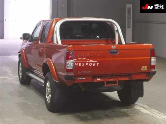 Nissan Datsun Pickup 2000 thumbnail 2