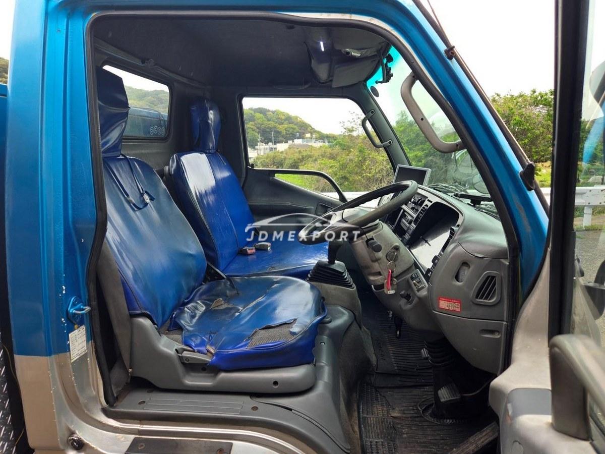 Mitsubishi Fuso Canter 1997 thumbnail 9