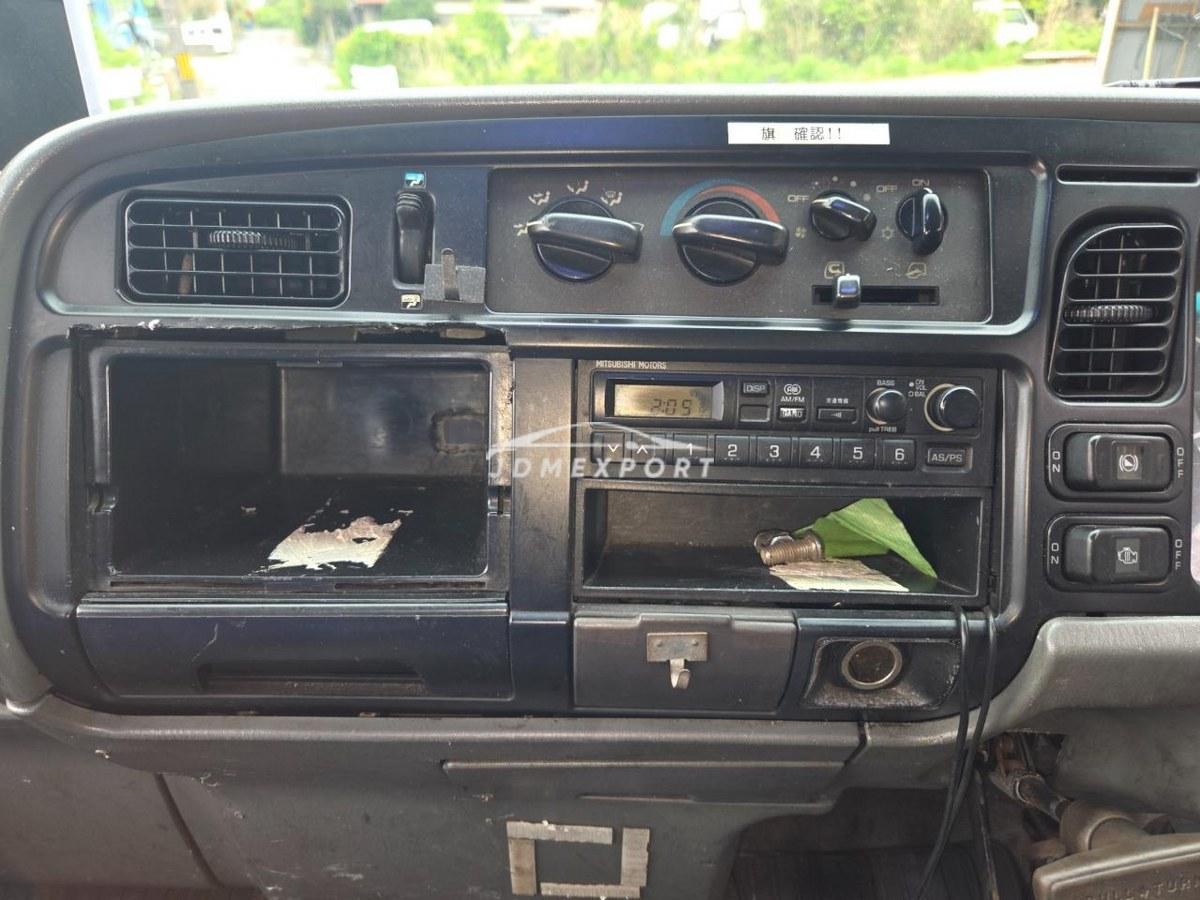 Mitsubishi Fuso Canter 1997 thumbnail 13