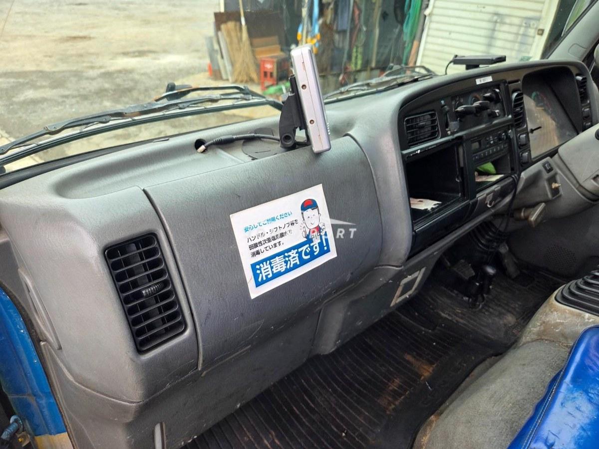 Mitsubishi Fuso Canter 1997 thumbnail 21