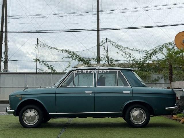Nissan Bluebird 1966 thumbnail 27