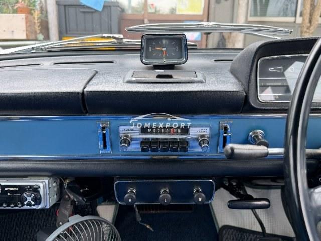 Nissan Bluebird 1966 thumbnail 5