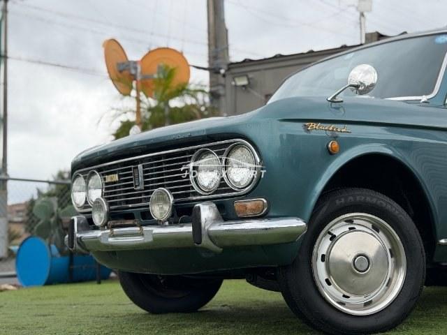 Nissan Bluebird 1966 thumbnail 2