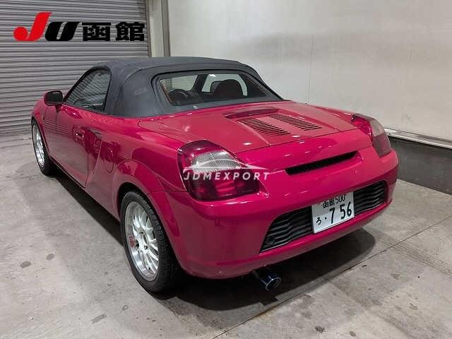 Toyota MR-S 2000 thumbnail 2