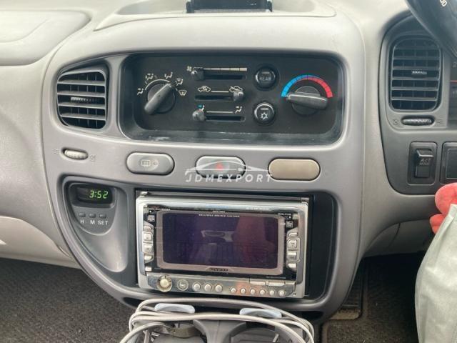 Mitsubishi Delica Spacegear 1998 thumbnail 20