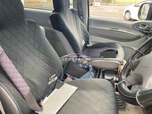 Mitsubishi Delica Spacegear 1998 thumbnail 9