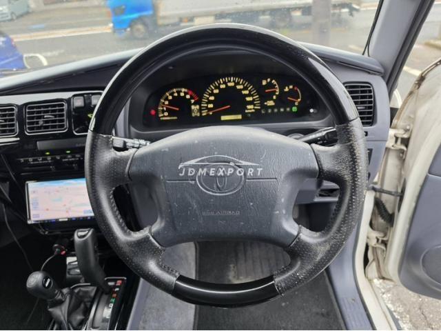 Toyota Hilux Surf 1998 thumbnail 4