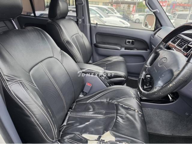 Toyota Hilux Surf 1998 thumbnail 7