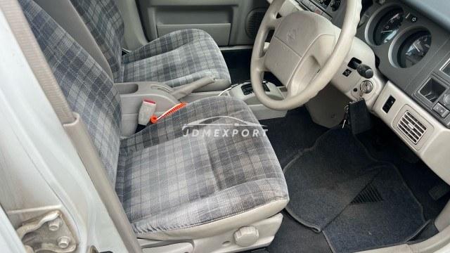 Nissan Rasheen 1995 thumbnail 6