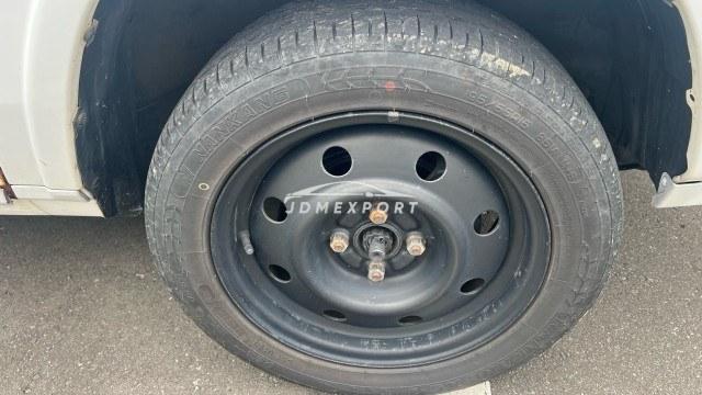 Nissan Rasheen 1995 thumbnail 9
