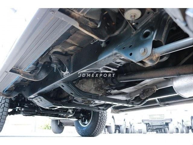 Toyota Land Cruiser Prado 1997 thumbnail 9