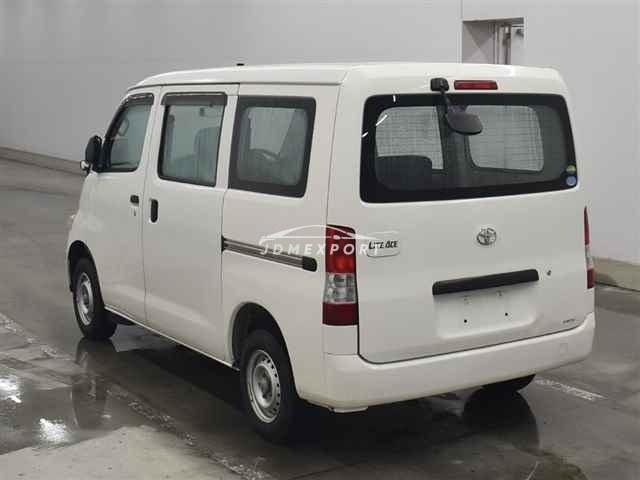 Toyota Liteace Van thumbnail 2