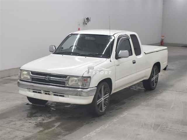 Toyota Hilux thumbnail 5