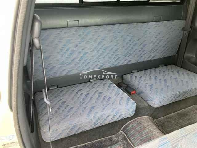 Toyota Hilux thumbnail 9