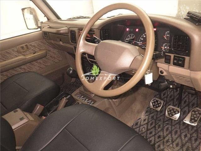 Toyota Land Cruiser Prado 1996 thumbnail 4