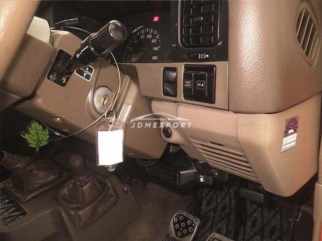 Toyota Land Cruiser Prado 1996 thumbnail 9