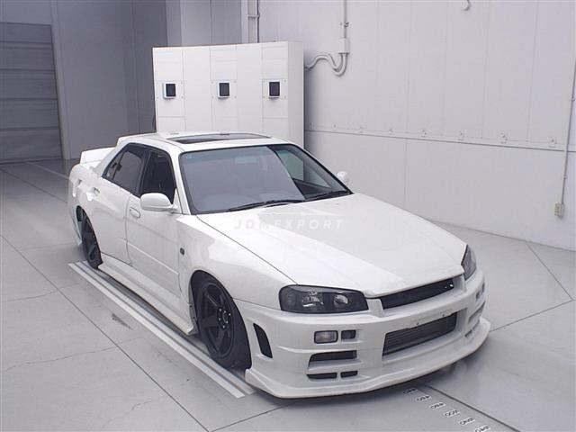Nissan Skyline 1998