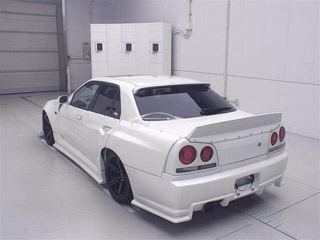 Nissan Skyline 1998 thumbnail 2