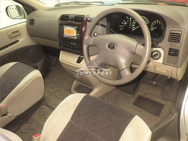 Toyota Granvia 1999 thumbnail 4