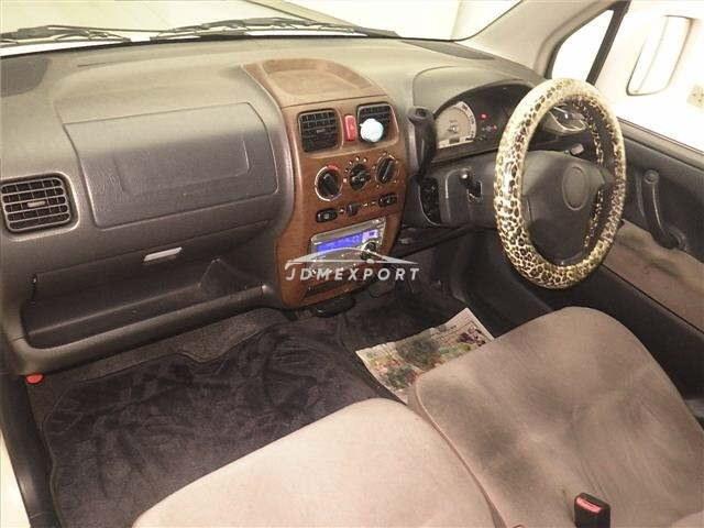 Suzuki Wagon R 2001 thumbnail 5