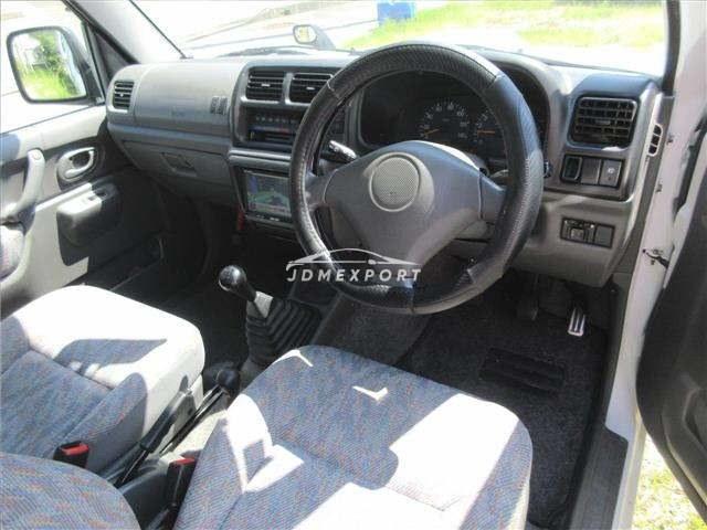 Suzuki Jimny 1998 thumbnail 5
