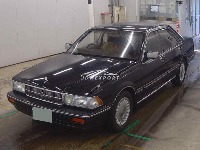 Nissan Cedric 1990