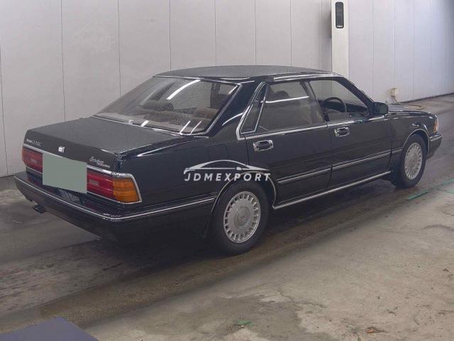 Nissan Cedric 1990 thumbnail 2