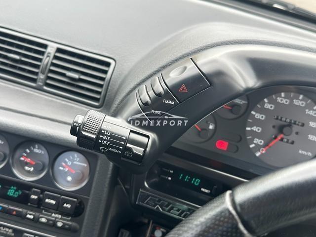 Nissan Skyline GT-R 1993 thumbnail 10
